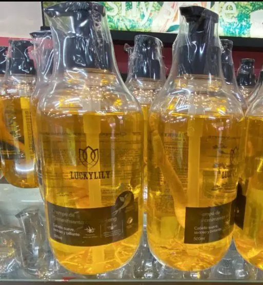 Shampoo con raíz de ginseng